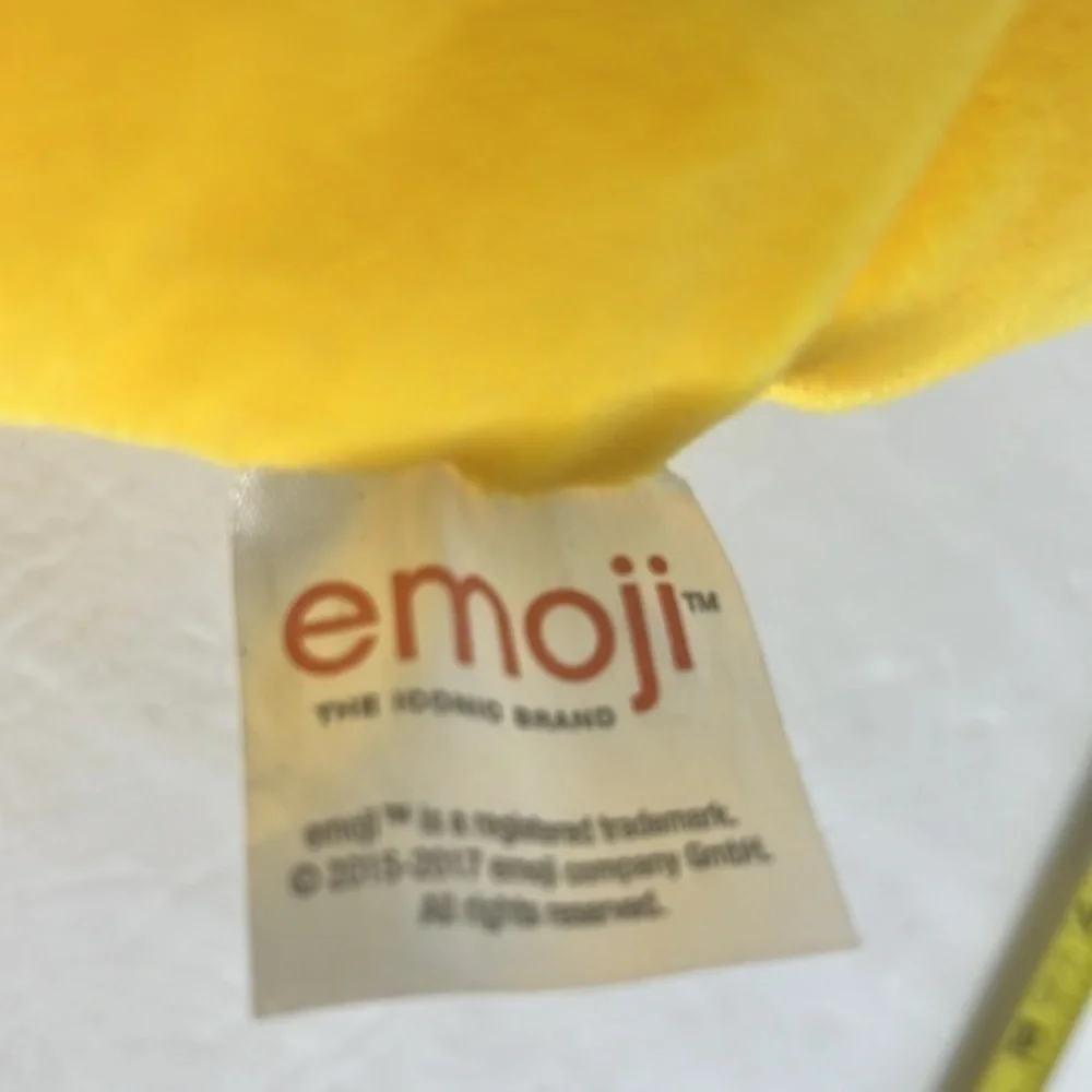 THE ICONIC BRAND EMOJI SMILE PILLOW WITH SUNGLASSES